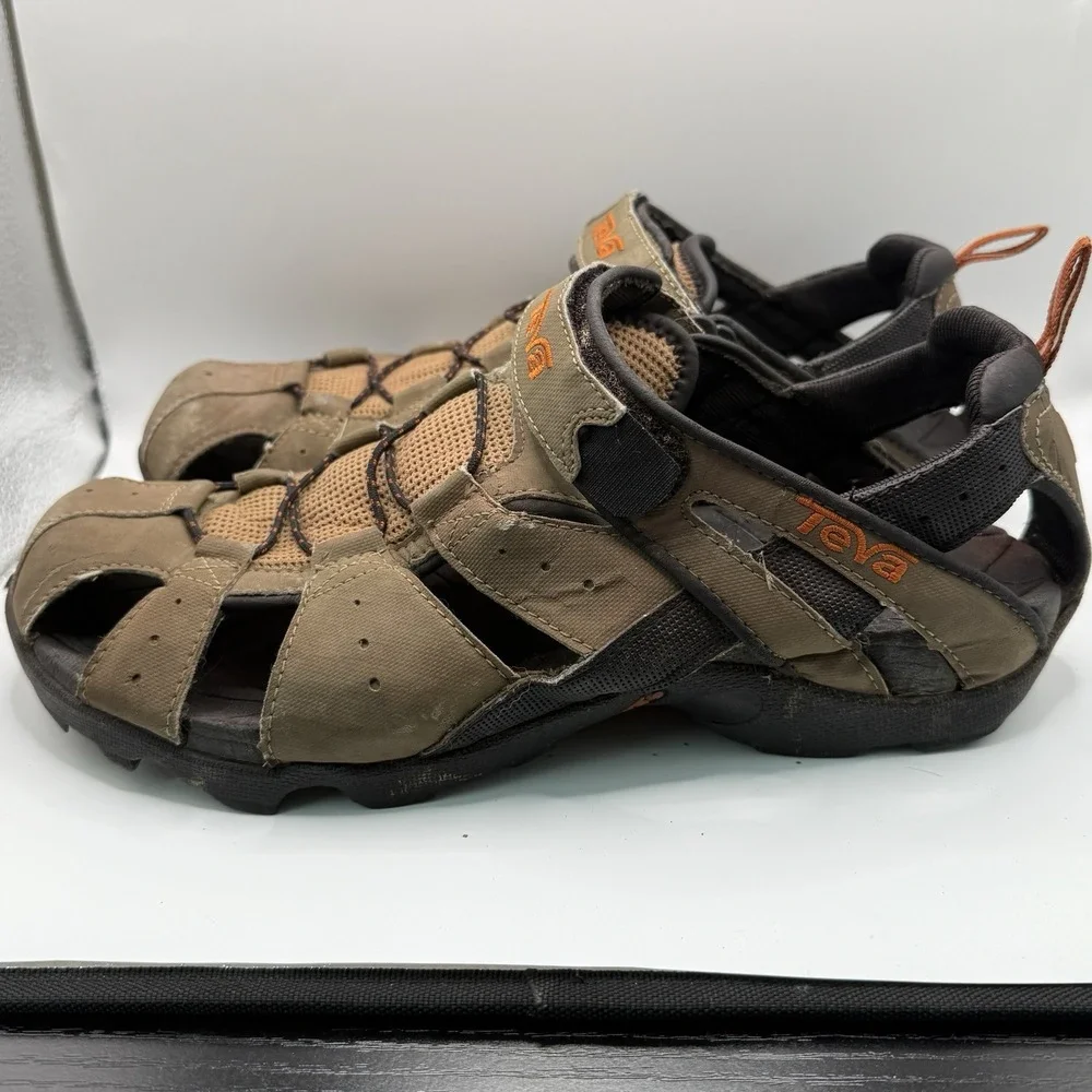 Teva Mens DEACON Sport Sandals Shoes Size US 11 Brown